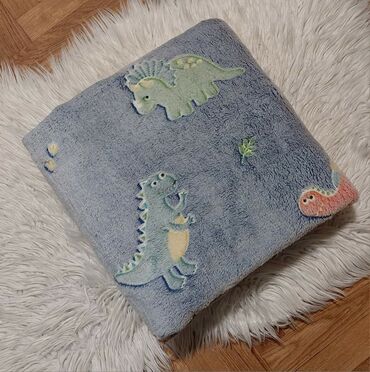 Posteljina: 🦄Dečije svetleće ćebe🦄 🦄Dimenzije-150*200 🦄Cena-2.100 dinara — 12