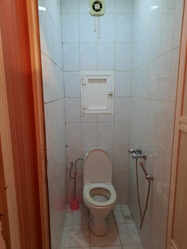 Uzunmüddətli kirayə mənzillər: Nəsimi rayonu, 2‑ci Mikrorayon, “Əcəmi” metrosuna yaxın ərazidə 2 — 2