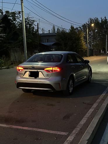 Toyota: Toyota Levin: 2020 г., 1.8 л, Вариатор, Гибрид, Седан — 8