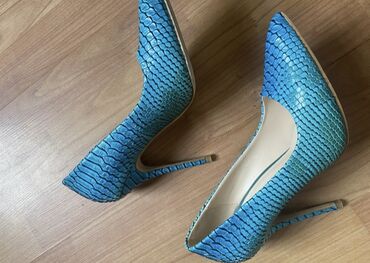 plava haljina i cipele: Salonke, 37