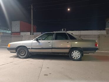 авто симулятор: Audi 100: 1990 г., 2 л, Механика, Бензин, Седан