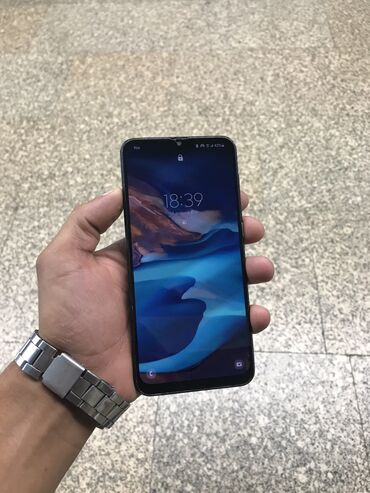 Samsung Galaxy A30, 64 GB, Face ID