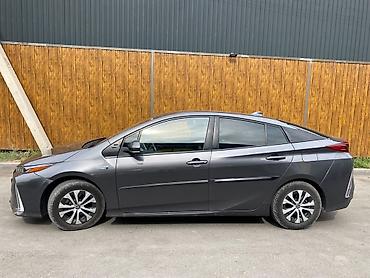 приус 2023: Toyota Prius: 2020 г., 1.8 л, Вариатор, Гибрид, Хэтчбэк — 9