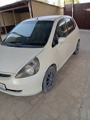 Honda Fit: 2003 г., 1.5 л, Вариатор, Бензин, Хэтчбэк — 3