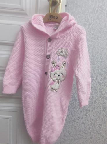 Koftalar, sviterlər: Her biri 4 azn — 9