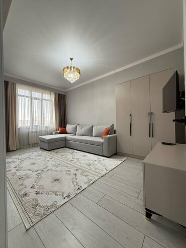 Продажа домов: 1 комната, 40 м², Элитка, 4 этаж, Дизайнерский ремонт