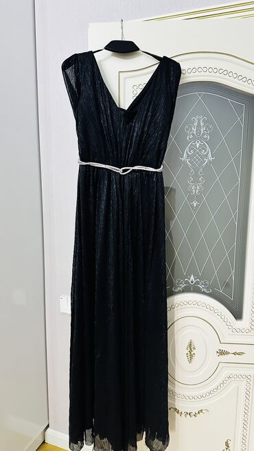 Платья: Вечернее платье, Макси, M (EU 38)