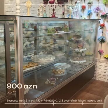 Digər restoran, kafe avadanlığı: Quru vitrin 2 metre eni 1, 50 hündürlüyü 600 AZN Nizami metrosu