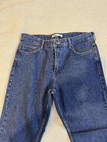 cirt cirt cirt denim: ZARA kişi cins şalvarı
Göy rəngi
Ölçü 32 — 2