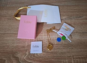 torbice preko grudi: Nov Lykke Coral medaljon ogrlica čelik sa 18 karatnom pozlatom Nov — 4
