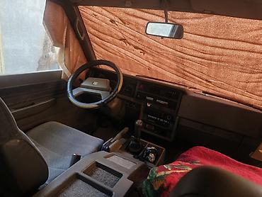 авто домик: Nissan Vanette: 1992 г., 2.4 л, Бензин, Минивэн — 7