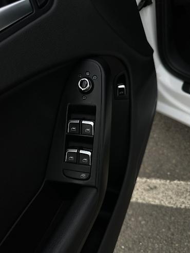 Audi: Audi A4: 1.8 l | 2015 il Sedan — 16