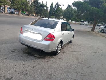 alfa pro: Nissan Tiida: 1.5 l | 2012 il Sedan