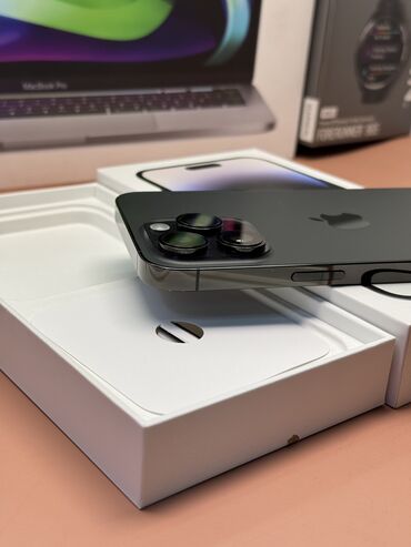 Apple iPhone: IPhone 14 Pro Max, Б/у, 256 ГБ, Черный, Зарядное устройство, Защитное стекло, Чехол, В рассрочку, 85 % — 9