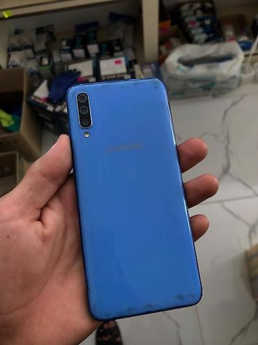 hp 650 fiyat: Samsung Galaxy A70, 128 GB, rəng - Göy, Barmaq izi — 4