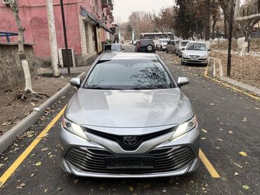 Toyota: Toyota Camry: 2018 г., 2.5 л, Автомат, Бензин, Седан — 2