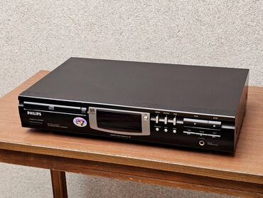 Mini disk plejeri: Philips CD plej­er CD723 – Hi‑Fi komponenta za reprodukciju — 1