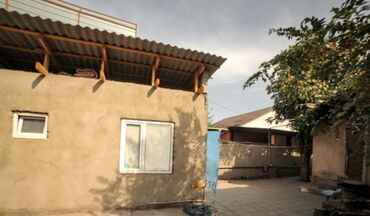 продажа домов в городе бишкек: 35 м², 3 комнаты, Свежий ремонт Кухонная мебель