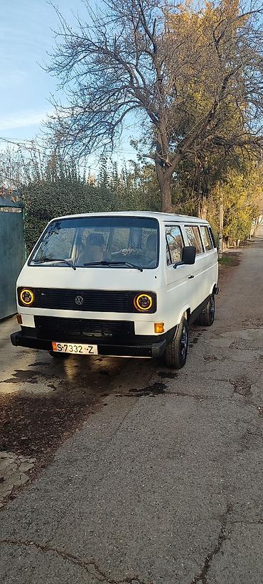 Транспорт: Volkswagen Transporter: 1984 г., 1.8 л, Бензин, Фургон — 1