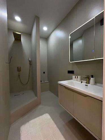 140000: 2 комнаты, 79 м², 11 мкр Элитка, 2 этаж, Евроремонт — 9