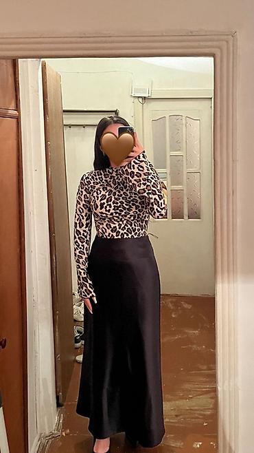 qadın çəkmə: Saten etek M ölçü iki defe geyinilib yeni kimidir ideal vəziyyətdə — 2
