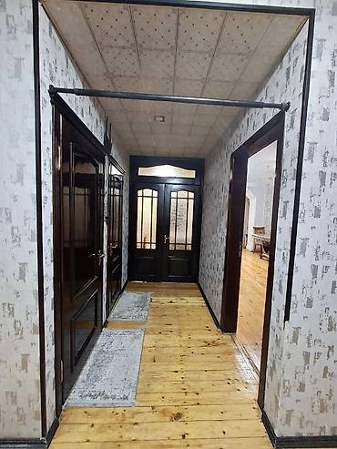 azadliq ev: Bakı, Qaraçuxur qəs., 5 otaqlı, Köhnə tikili, 120 kv. m — 1
