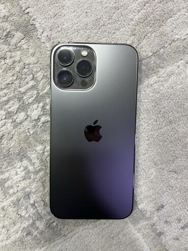 Apple iPhone: IPhone 13 Pro Max, Б/у, 256 ГБ, Серебристый, Чехол, Коробка, 79 %