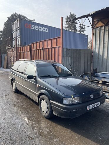 Volkswagen: Volkswagen Passat: 1993 г., 2 л, Механика, Бензин, Универсал