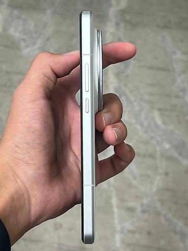 12: Xiaomi, 15 Ultra, Б/у, 256 ГБ, цвет - Белый, 2 SIM — 6