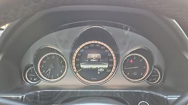 mercedes e220 cdi: Mercedes-Benz E 220: 2.2 l | 2013 il Sedan — 7