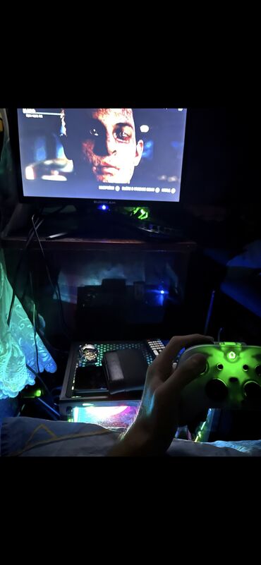 Masaüstü kompüterlər və iş stansiyaları: Komplekt şeklinde satiram butun aksesuarlari verecem.Oyunlarda yuksek — 5