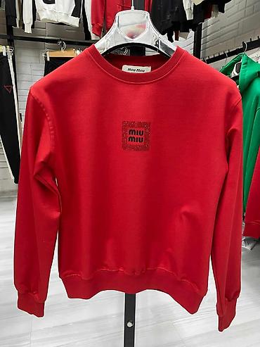 hollister duksevi cena: Ženski markirani duksevi
Uvoz Turska
s, m, l, xl, 2xl
3000 din. E — 2