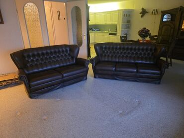 Stilske garniture: Set od dve kožne sofe – klasičan Chesterfield stil - Materijal: tamno — 3