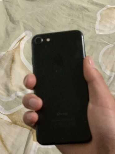 мини ноутбук бишкек: IPhone 7, Черный