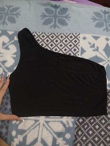 salvar: Qara birqollu top - Model: tək çiyinli (asymmetric neckline), sağ — 1