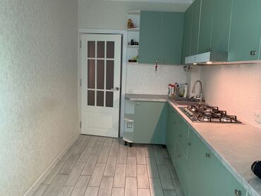 квартира на выходные: 3 комнаты, 63 м², 106 серия, 3 этаж, Свежий ремонт