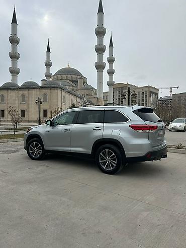 Toyota: Toyota Highlander: 2019 г., 3.5 л, Типтроник, Гибрид, Кроссовер — 3