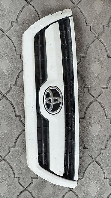 4runner: Решетка радиатора Toyota 2008 г., Б/у, Оригинал — 2