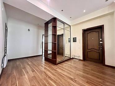 Долгосрочная аренда квартир: 4 комнаты — 10