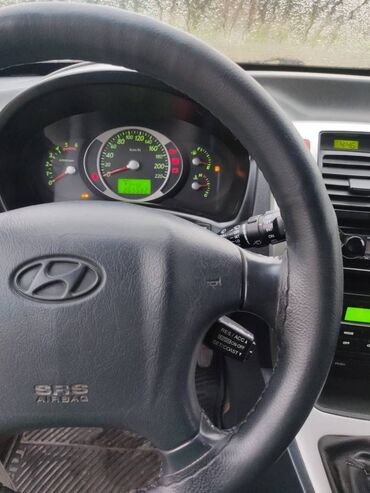 Hyundai: Hyundai Tucson: 2 l | 2007 il Ofrouder/SUV — 2
