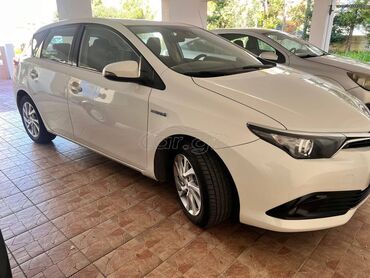 Toyota: Toyota Auris: 1.8 l. | 2016 έ. Χάτσμπακ — 2