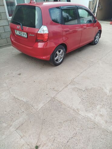 афто стекло: Honda Jazz: 2008 г., 1.3 л, Механика, Бензин, Седан