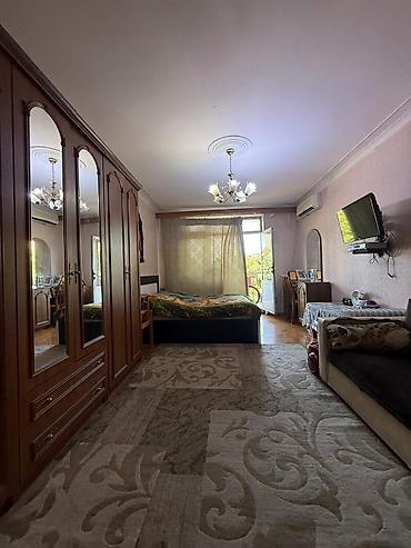 Mənzillər: 3 otaqlı mənzil – komfortlu planlama və geniş mənzərəli balkon - — 6