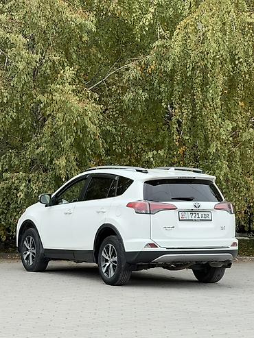 Toyota: Toyota RAV4: 2018 г., 2.5 л, Автомат, Бензин, Кроссовер — 3