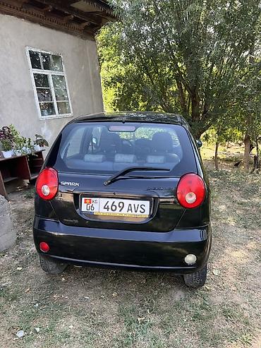 маленькие электро машины: Chevrolet Spark: 2009 г., Механика, Бензин, Хэтчбэк — 5