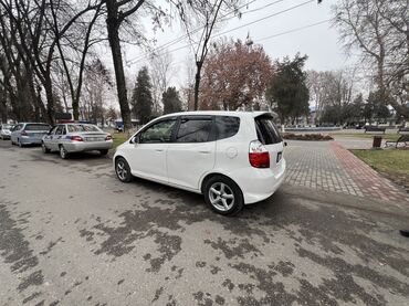 Honda: Honda Fit: 2003 г., 1.3 л, Бензин, Хэтчбэк — 5