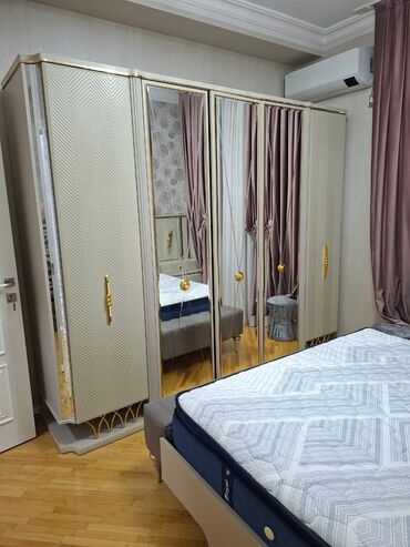двухместная кровать: 2 təknəfərlik çarpayı, Dolab, Komod, Termo, İşlənmiş