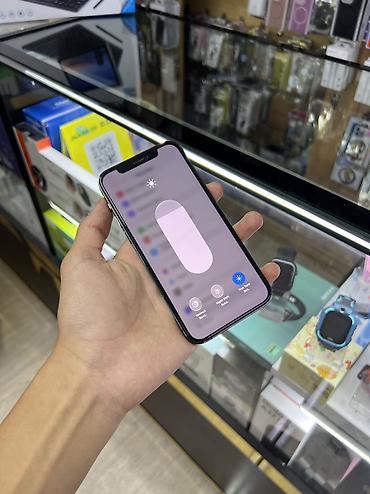 Уюлдук телефондор жана аксессуарлар: 📱 iPhone 12 Pro — 256 GB ✨ Состояние: хорошее 💾 Память: 256 GB 🔋 АКБ — 6