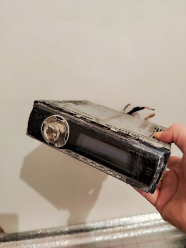 Ötürücü qutuların detalları: Pioneer 5950 auxu isdiyir tekce 6 cixisdi roliki problemsiz