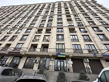 Сдаю Офис целиком: 178 м², В административном здании, С ремонтом, С парковкой